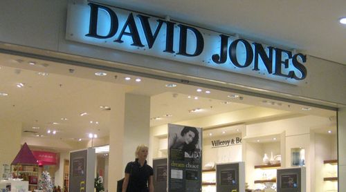 David Jones agrees to takeover
