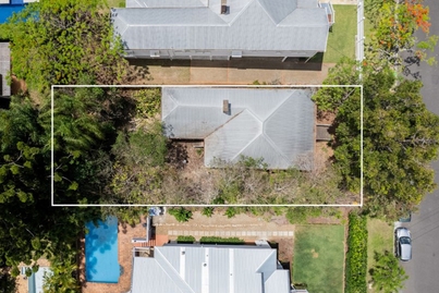 Shell of a home in Queensland is guaranteed to sell for its location alone