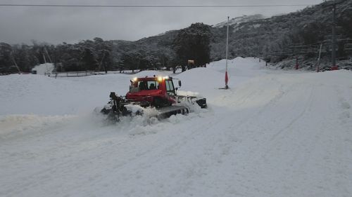 National Weather Forecast Snow Falls Around Nsw As Ski Season Kicks Off Early