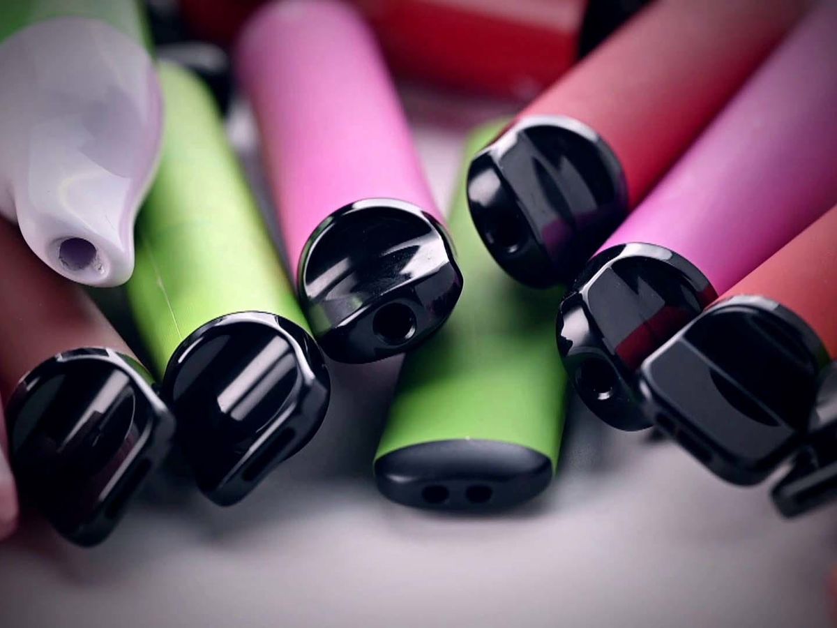 Vaping epidemic grips Western Australia, sparking urgent action
