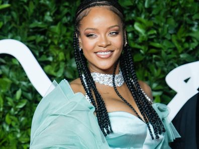 Rihanna is now officially a billionaire