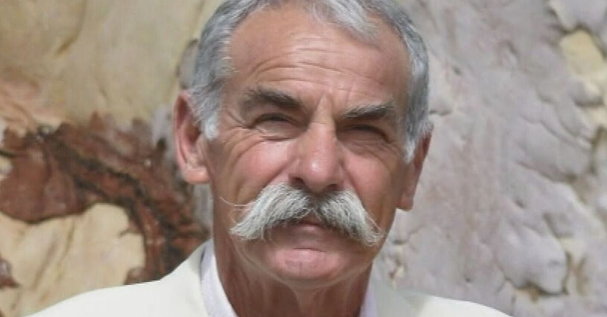 Tributes for Sydney grandfather Tony Scopelliti after Queensland plane crash