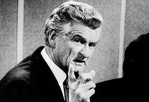 Bob Hawke makes pointing gesture during 1984 federal election leaders' debate (David James Bartho/Nine)