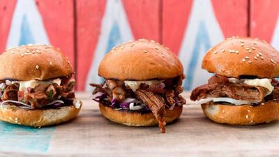 <a href="http://kitchen.nine.com.au/2017/05/26/11/25/tom-walton-chipotle-pulled-lamb-sliders-with-pico-de-gallo-and-smokey-barbecue-sauce" target="_top">Tom Walton's chipotle pulled lamb sliders with pico de gallo and smokey barbecue sauce</a><br />
<br />
<a href="http://kitchen.nine.com.au/2016/06/06/20/18/nice-buns-our-favourite-burger-recipes" target="_top">More burgers</a>