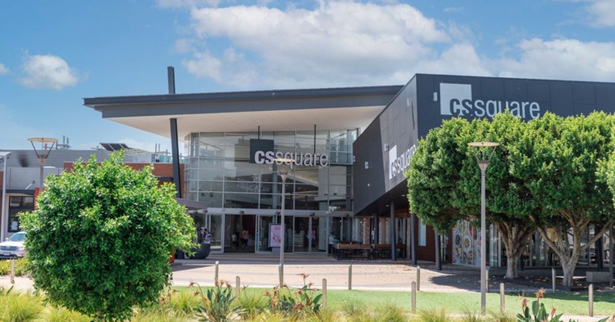 Another Melbourne shopping centre thrown into lockdown over machete scare