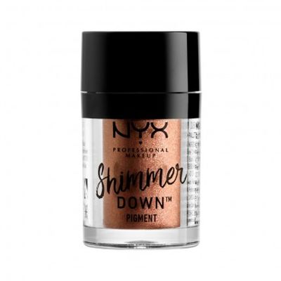 Get Tracy's look with <a href="http://https://www.priceline.com.au/cosmetics/eyes/eyeshadow/nyx-professional-makeup-shimmer-down-pigment-1-5-g" target="_blank" title="NYX Professional Makeup Shimmer Down Pigment 1.5g, $11.95">NYX Professional Makeup Shimmer Down Pigment 1.5g, $11.95</a>