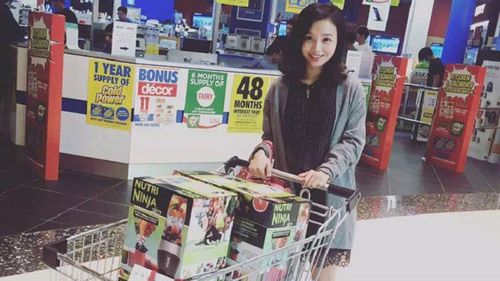 Chinese university students cashing in by selling Australian products back home
