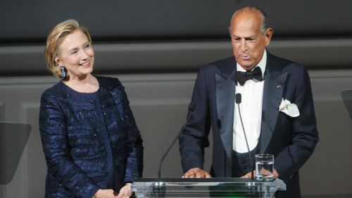 Oscar De La Renta with Hillary Clinton. 