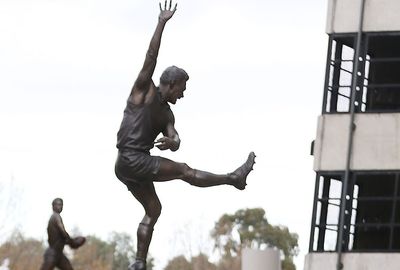 Barassi has his own statue at the MCG. (Getty)