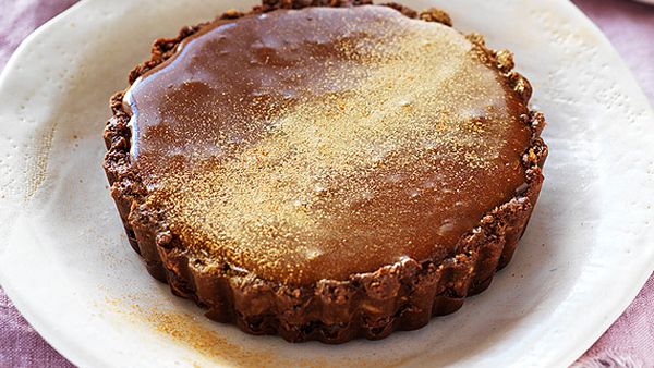 Salted caramel Tim Tam tarts