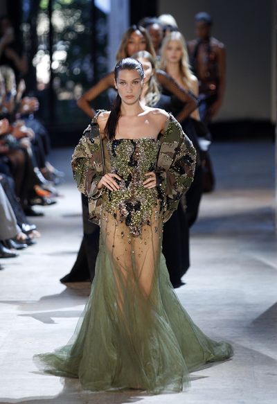 <p>Green with envy&nbsp;</p>
<p>Alexandre Vauthier, haute couture autumn/winter, '16/'17, Paris Fashion Week&nbsp;</p>
