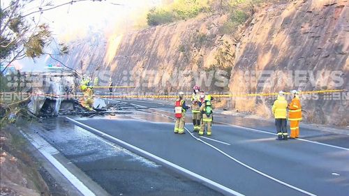 The crash shut down all northbound lanes on the Old Hume Highway.