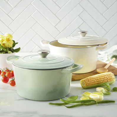 The new Aldi cast iron cookware looks just like Le Creuset