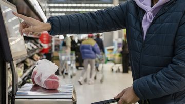 Self checkout