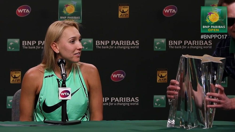 Russian tennis star Elena Vesnina loses winners trophy during press coneference