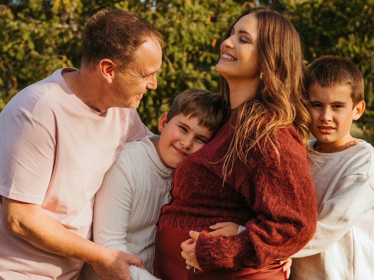 Christie Hayes pregnant: Radio host, ex-Home and Away star expecting first  child with Justin Coombes-Pearce after four-year IVF journey - 9Honey