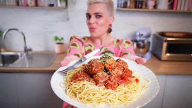 Jane de Graaff cooks movie-style meatballs, big and juicy