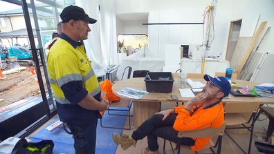 Foreman Keith talks to Vito about 'free' laundry on The Block 2021. 