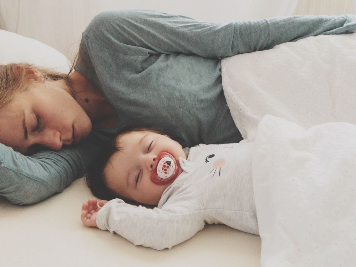 Sunny Sleeping Xxx - 8 baby sleep tips for first-time mums - 9Honey