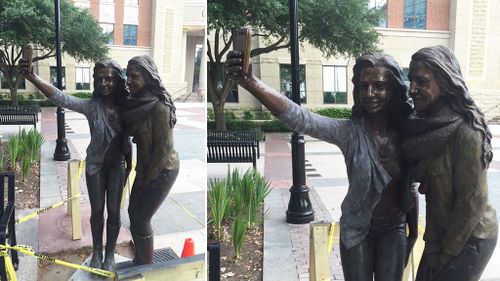 Texas town slammed for erecting selfie statue in town square