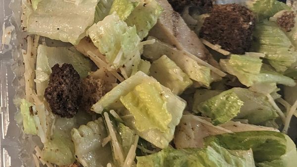 Reddit mildly infuriating salad full of lettuce butts.