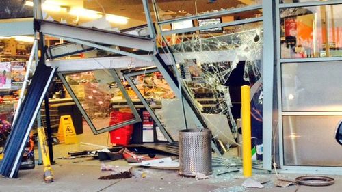 Thieves in a ute smashed their way through IGA in Werribee in Melbourne's west in an attempt to steal an ATM. (Andrew Nelson, 9NEWS)