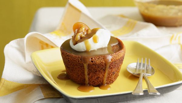 Sticky date puddings with buttered walnuts