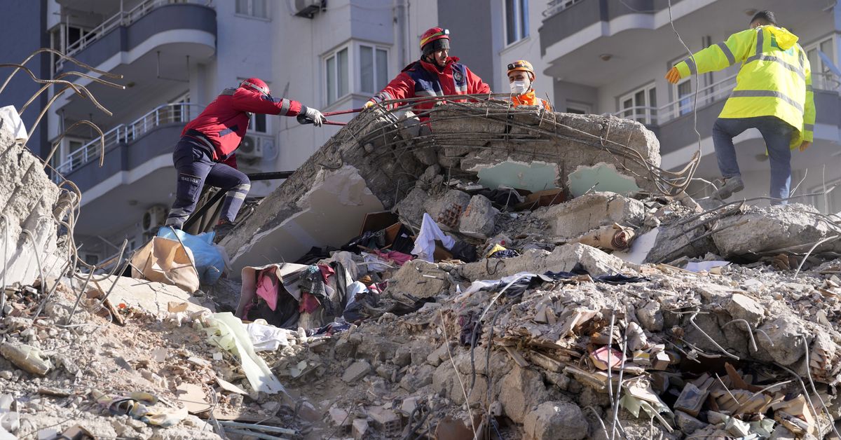 DFAT confirms ‘small number’ of Australians were in region where earthquake has killed more than 5000 – 9News