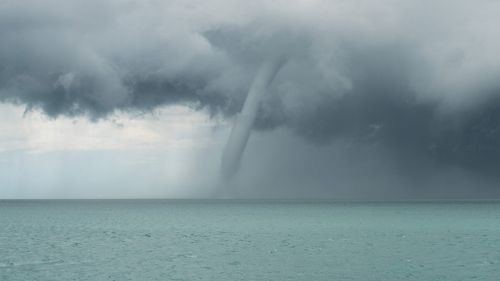 The waterspout lasted for close to seven minutes. (Supplied/Richard Young Photography)