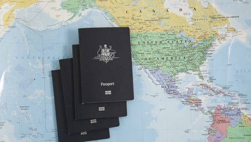 A﻿n Australian woman's recent ordeal of being jailed and deported from the US has raised questions around the country's immigration process under the Trump administration.The nation's Visa laws for Australians remain the same, however, US border control agents are getting stricter about who they let into the country.