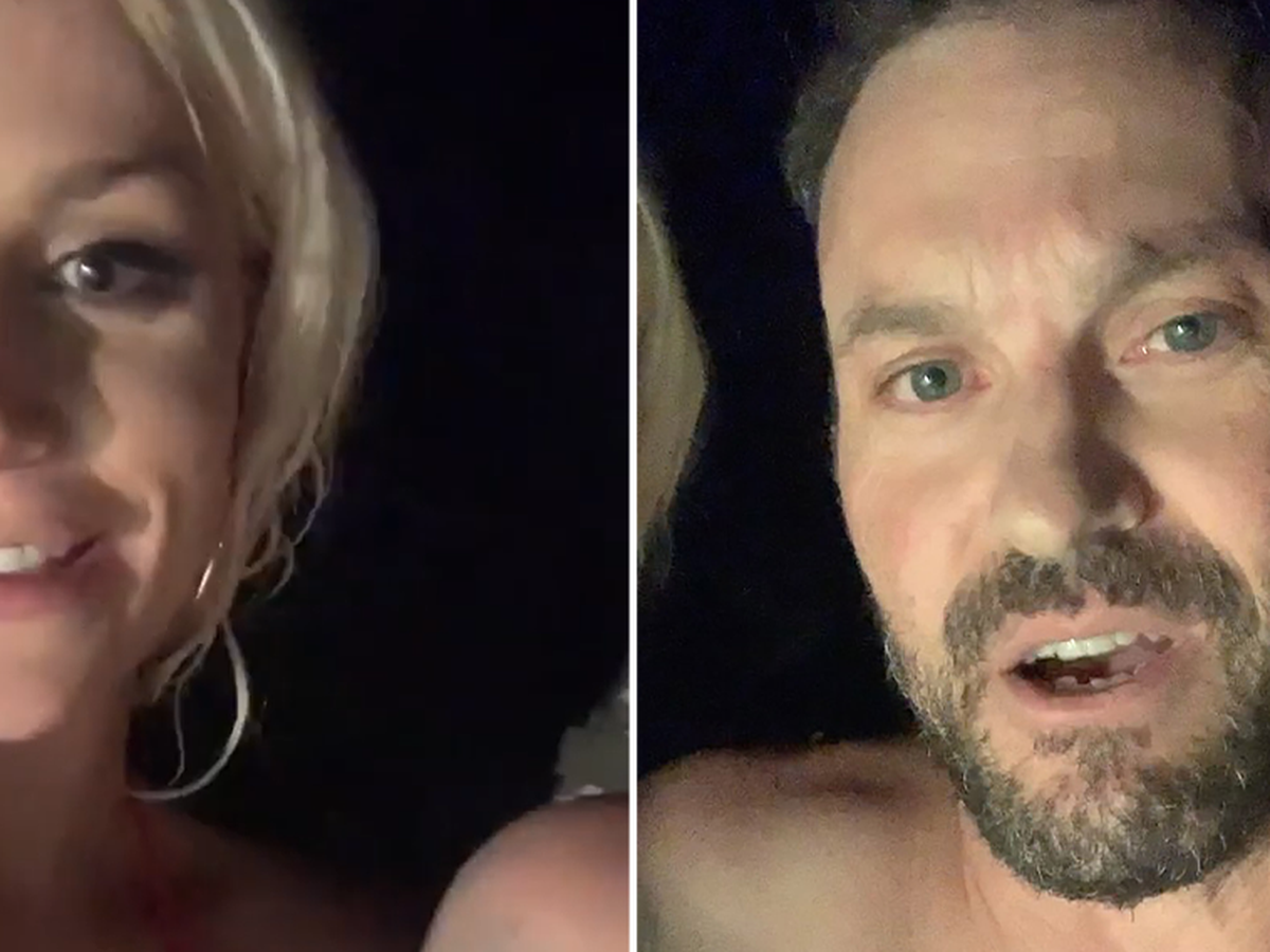 Brian Austin Green denies dating both Courtney Stodden and Tina Louise