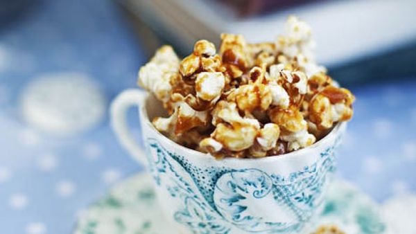 Salty caramel popcorn