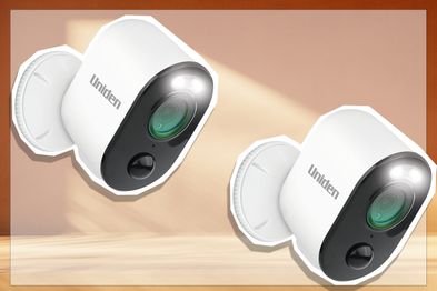 9PR: Uniden Outdoor Security Camera.