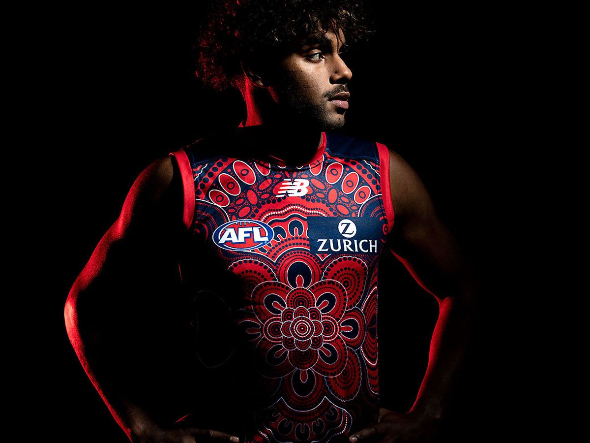 Western Bulldogs' indigenous jumper leaves commentators and fans confused