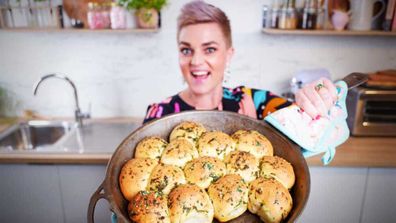 Jane de Graaff's garlic butter pizza dough balls
