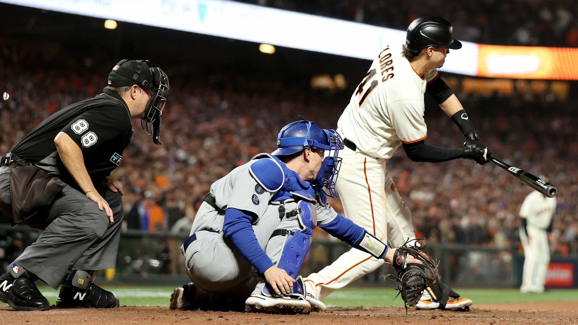 Last call for Giants: Flores rung up, super SF season ends