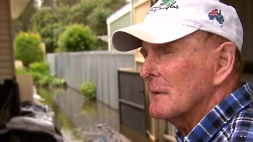 Echuca resident Merv Smith, 75, said he had barely slept over the past five nights in a desperate bid to save his home.