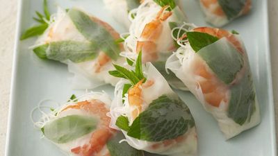<a href="http://kitchen.nine.com.au/2016/05/19/12/02/vietnamese-prawn-cones" target="_top">Vietnamese prawn cones</a>