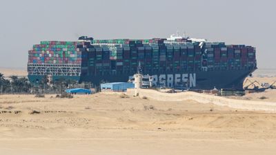 Jammed container ship in Suez Canal