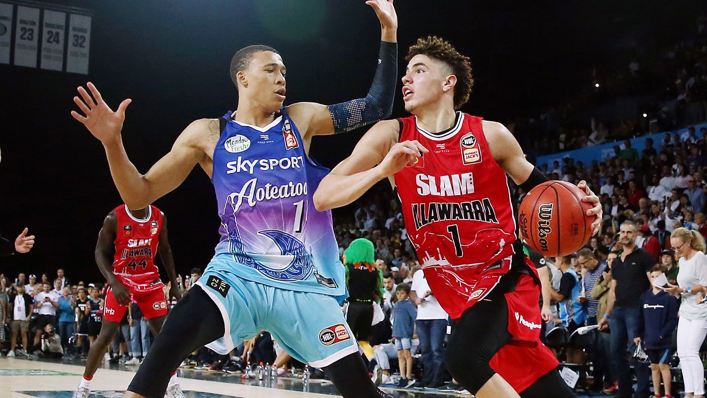 RJ Hampton and Lamelo Ball face off in the NBL