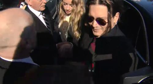 Johnny Depp and Amber Heard arrive at the Gold Coast court. (9NEWS)