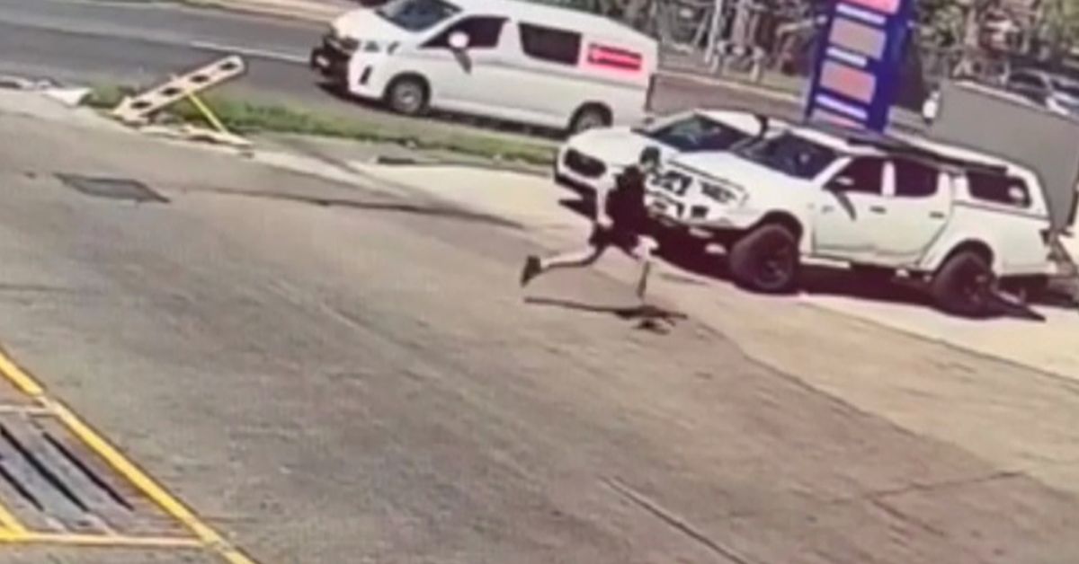 Man arrested after leading 20 police cars on pursuit across Sydney's west