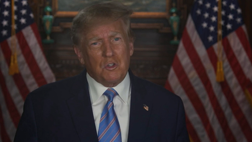 Donald Trump a lansat un videoclip de campanie de sfidare.