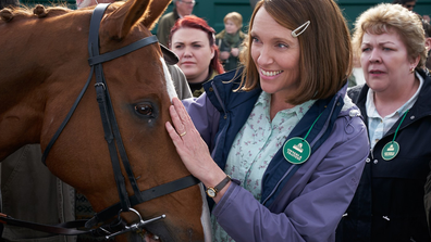 Dream Horse tells the true story of Dream Alliance, a unlikely racehorse bred by small-town bartender Jan Vokes.