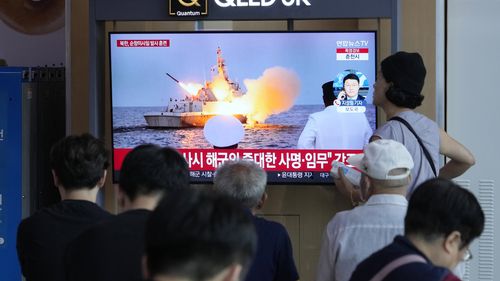  North Korean leader Kim Jong Un has observed the test-firing of strategic cruise missiles from a navy ship