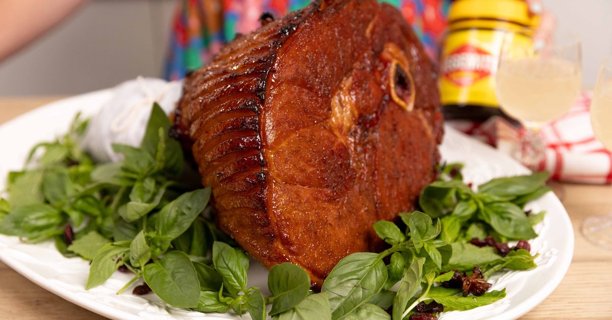 Vegemite and ginger beer ham glaze recipe 9Honey Christmas hacks
