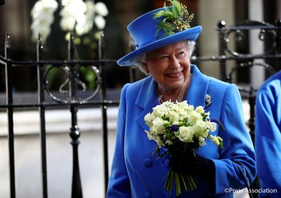 Queen unveils plaque with secret coded message