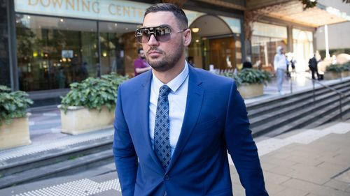 Salim Mehajer devant le tribunal local de Downing Center, à Sydney.