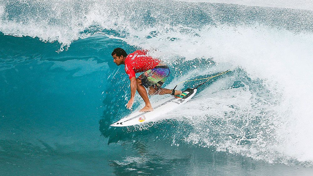 Bourez wins Pipe Masters surfing title
