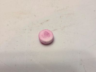 Reddit user finds smiley in laundry